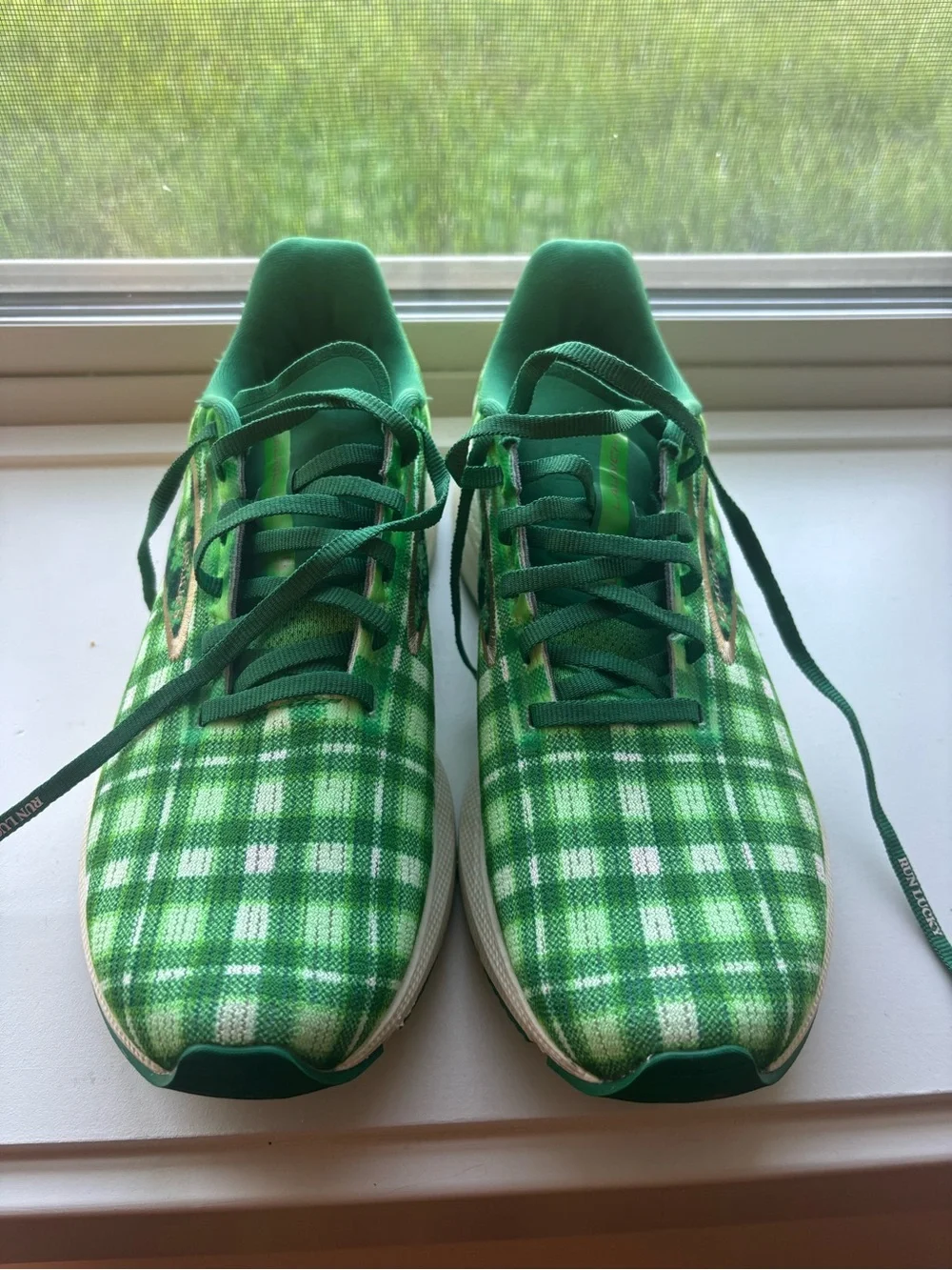 Brooks womens Green Plaid Running Shoes